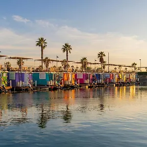 Boat Haus - Casas Flotantes Frente A Gibraltar Båthotell La Línea de la Concepción