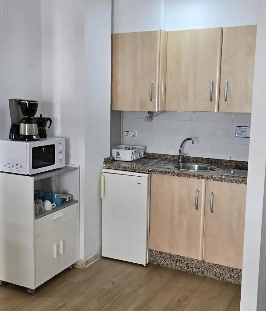 Candisol Cozy Inns Torremolinos Spain
