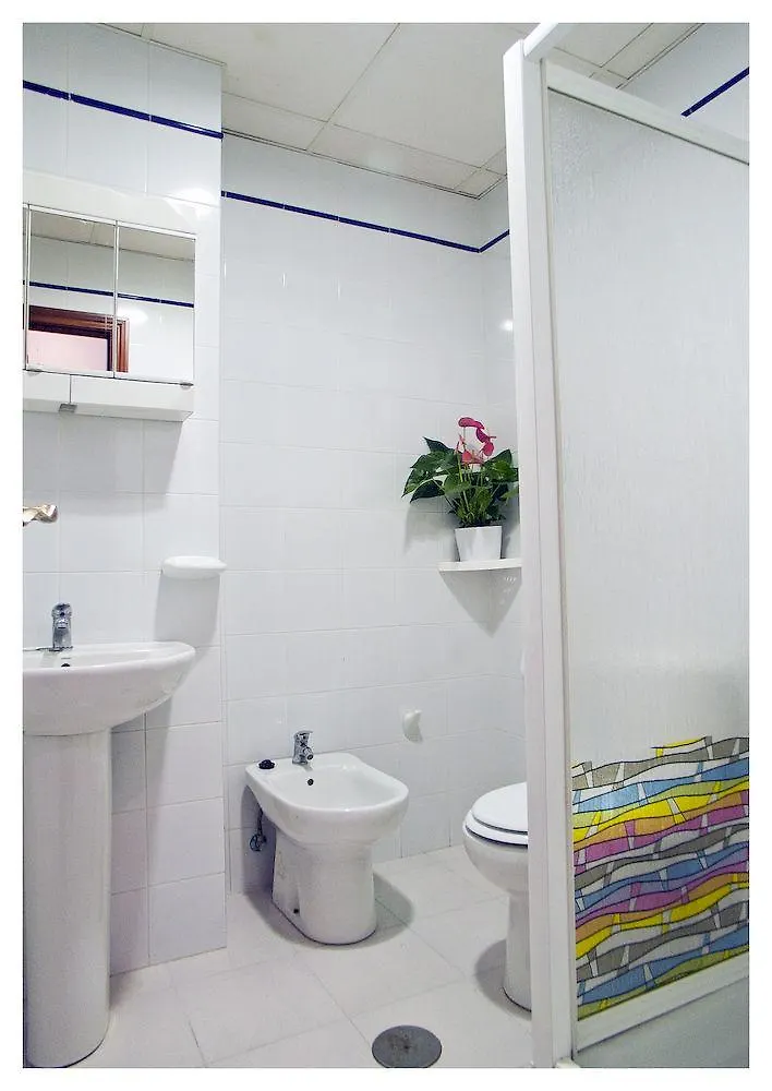 Candisol Cozy Inns Torremolinos Spain